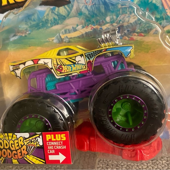 Hot Wheels Monster Trucks - MEGA WREX - Comic Book Crashers Truck - Picture 6 of 6